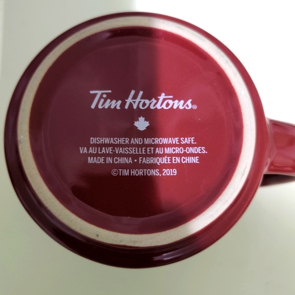 Tim Hortons polar bear winter mountains coffee mug. 2019 - Picture 7 of 7